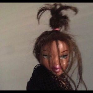 Meet your Posher, Emily